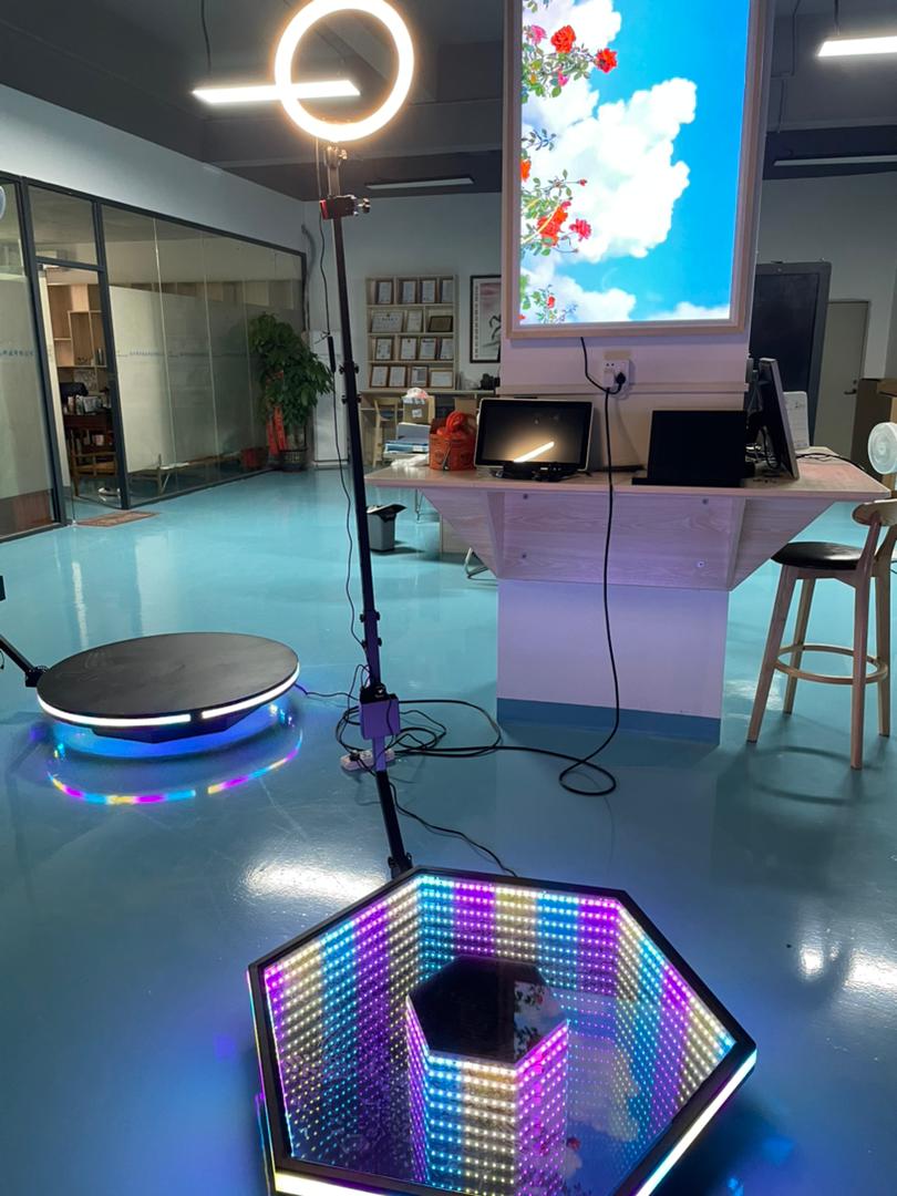 Roterende 3D -holografisk skjerm automatisk 360 graders selfie fotoboks